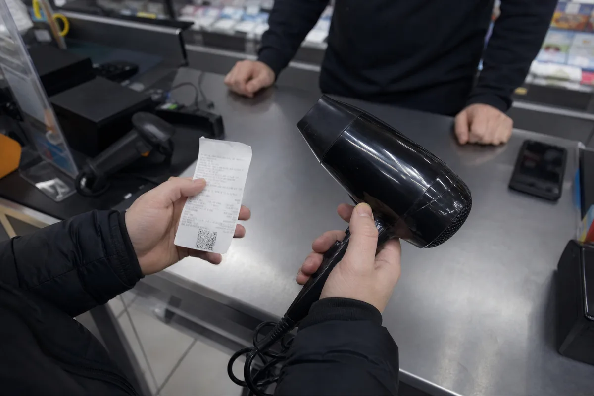 Возврат товара без коробки: права покупателя и требования закона