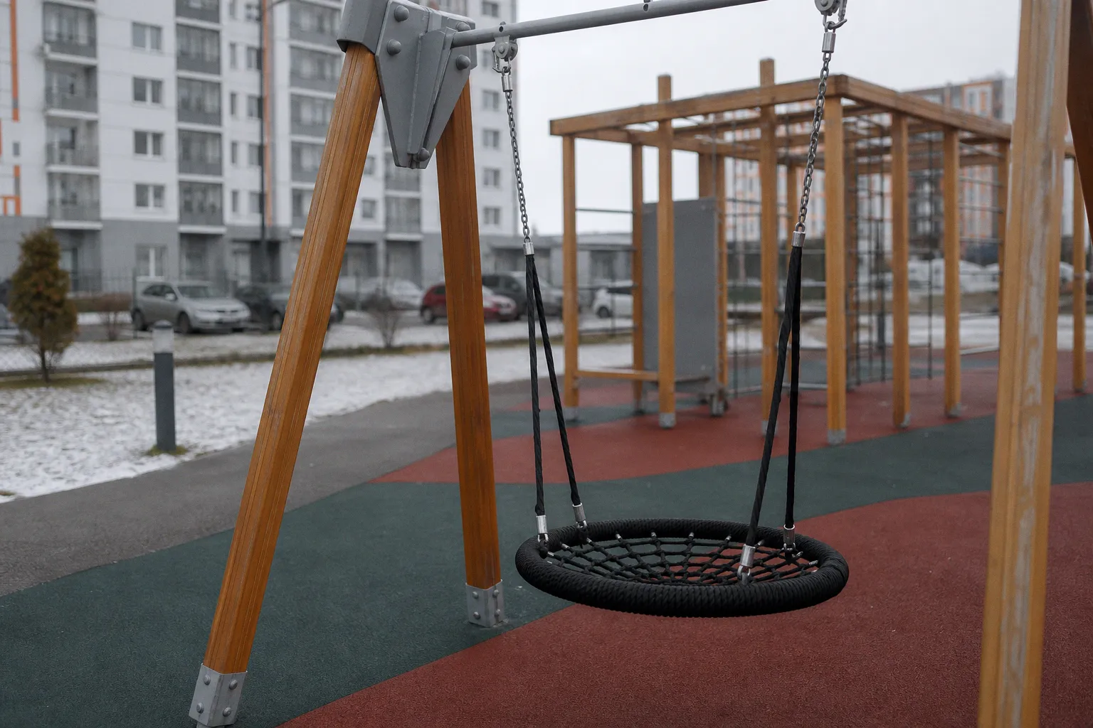 Три миллиона инициатив в народную программу: чего ждут российские семьи от властей