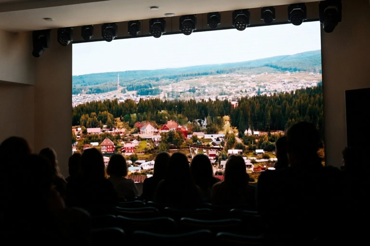 В парке «Музеон» показали мини-сериал, созданный учениками столичных медиаклассов